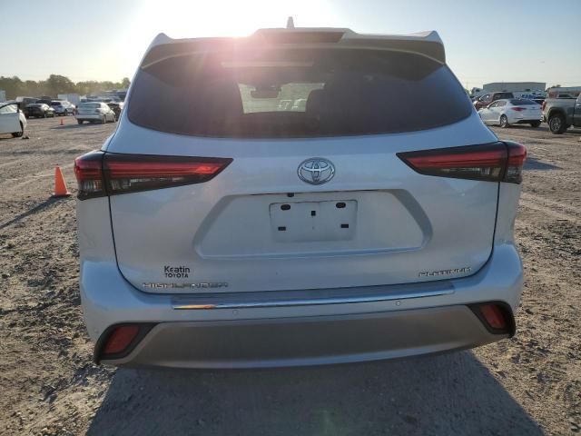 2022 Toyota Highlander Platinum