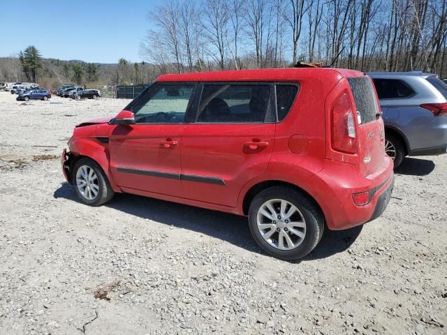 2013 KIA Soul +