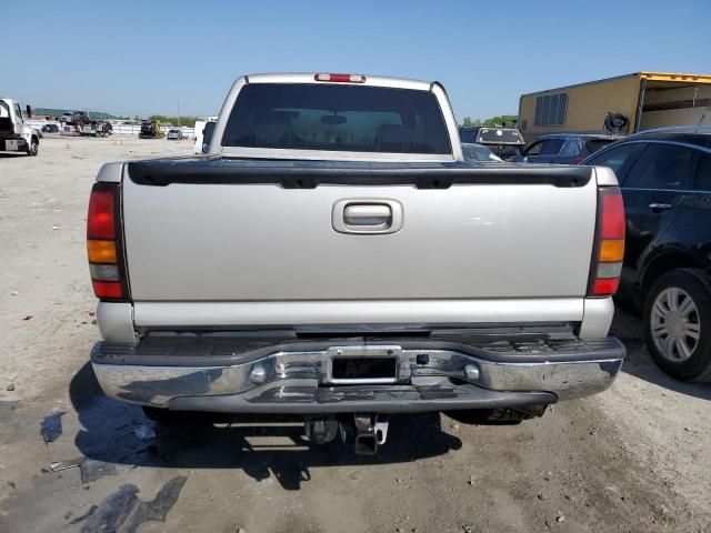 2004 GMC Sierra K2500 Heavy Duty