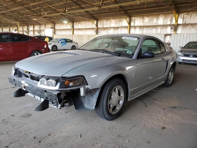 2000 Ford Mustang