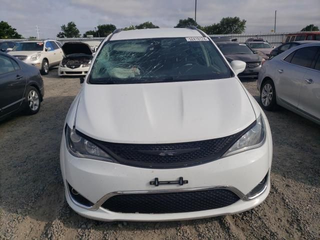 2017 Chrysler Pacifica Touring L Plus