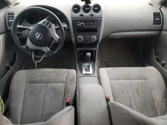 2010 Nissan Altima Base