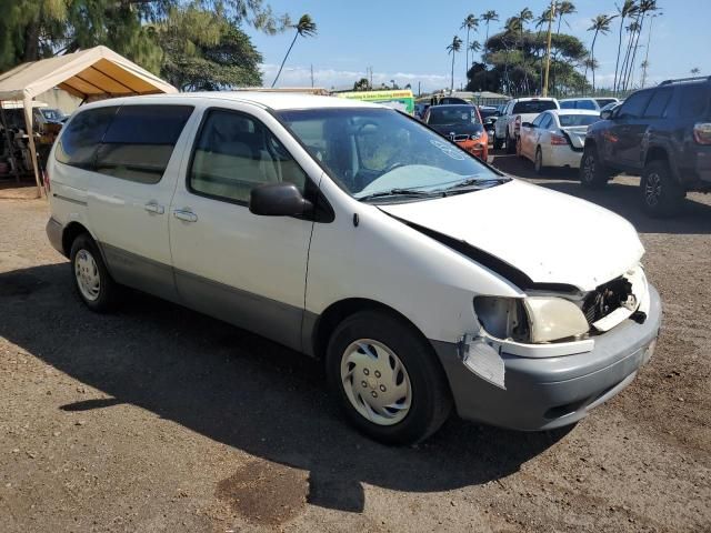 2001 Toyota Sienna CE