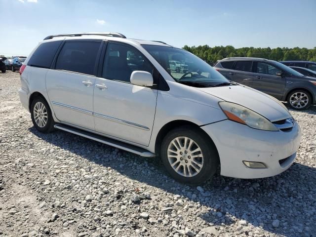 2008 Toyota Sienna XLE