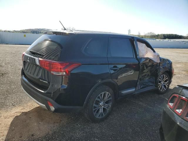 2016 Mitsubishi Outlander SE