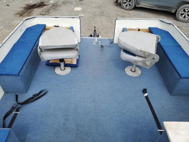 1990 Boat Pontoon