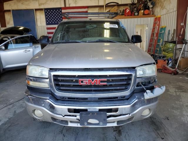 2004 GMC Sierra K2500 Heavy Duty