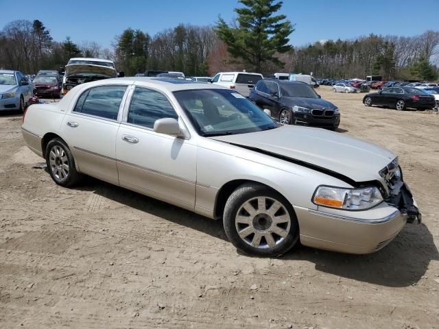 2004 Lincoln Town Car Ultimate