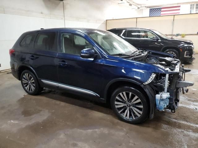 2019 Mitsubishi Outlander SE