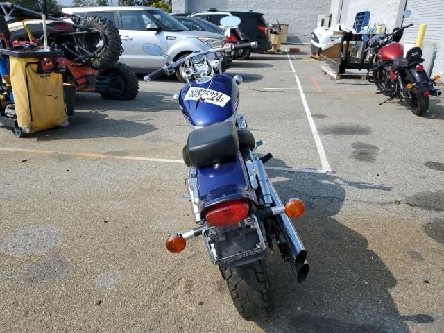 2001 Suzuki VZ800