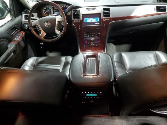 2013 Cadillac Escalade Luxury