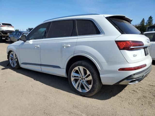 2021 Audi Q7 Komfort