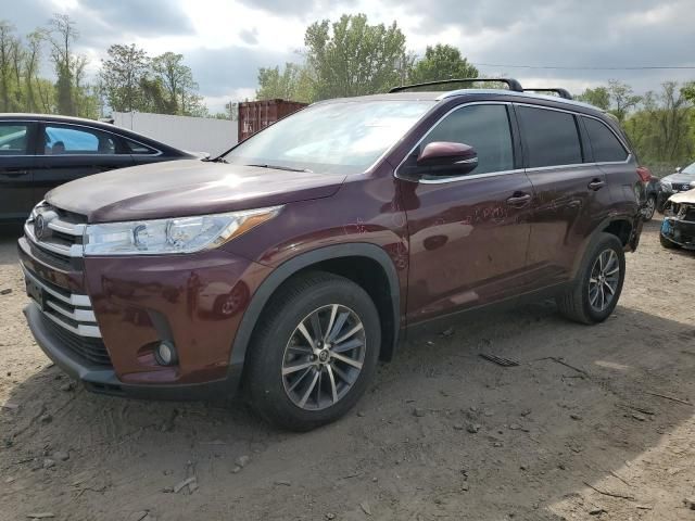 2019 Toyota Highlander SE