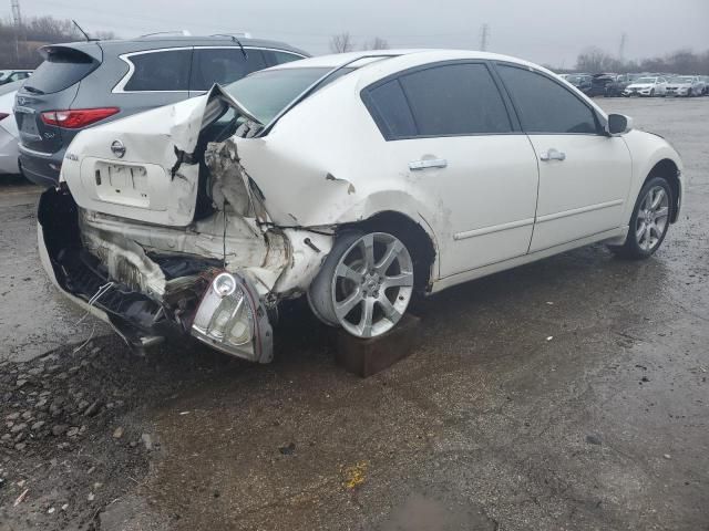 2004 Nissan Maxima SE