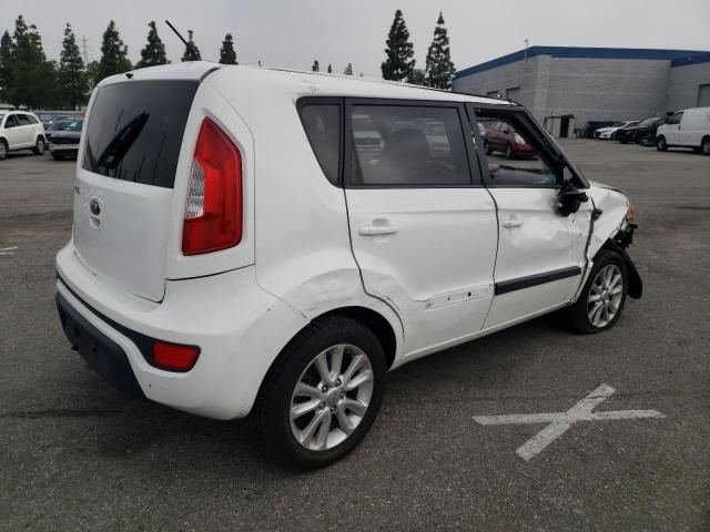 2013 KIA Soul +