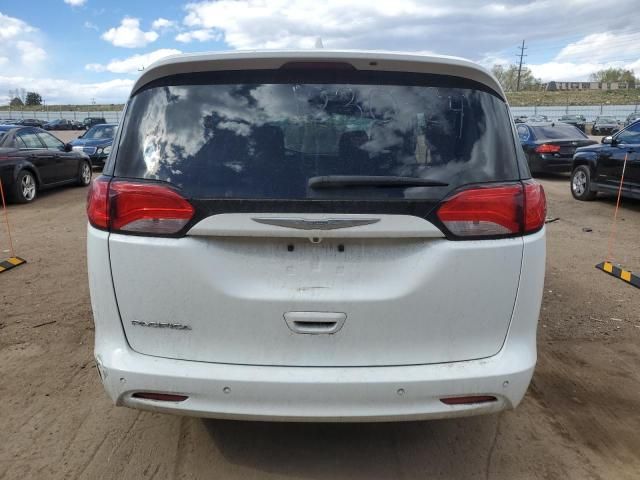 2018 Chrysler Pacifica LX