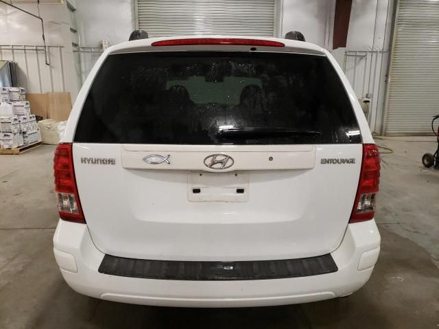 2007 Hyundai Entourage GLS