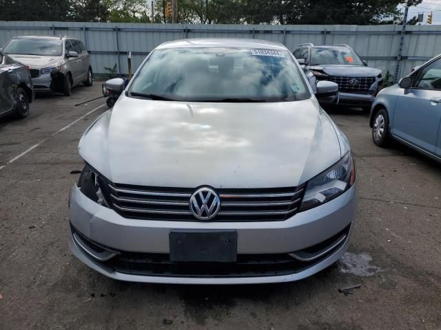 2015 Volkswagen Passat S