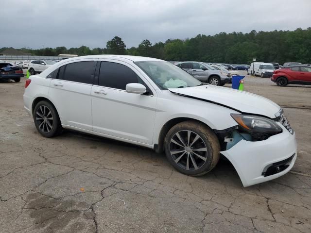 2014 Chrysler 200 Limited