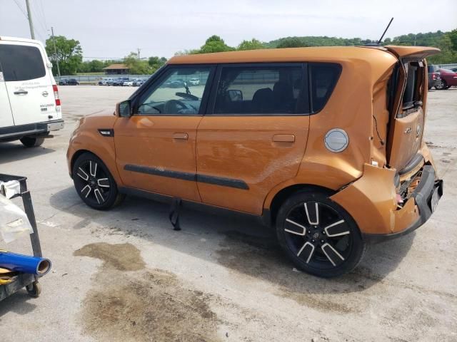 2010 KIA Soul +