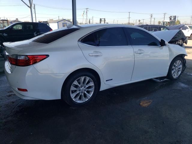 2015 Lexus ES 300H