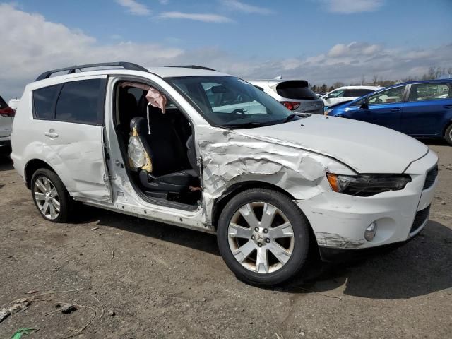 2013 Mitsubishi Outlander SE