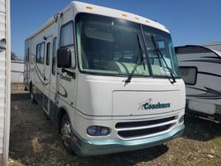 Workhorse Custom Chassis salvage cars for sale: 2001 Workhorse Custom Chassis Motorhome Chassis P3500
