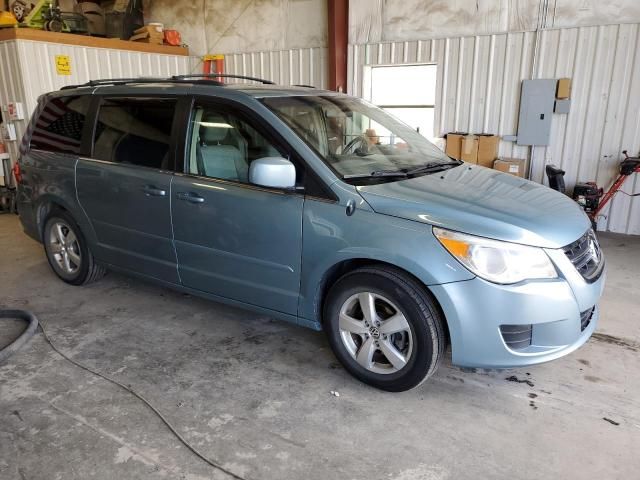 2009 Volkswagen Routan SE