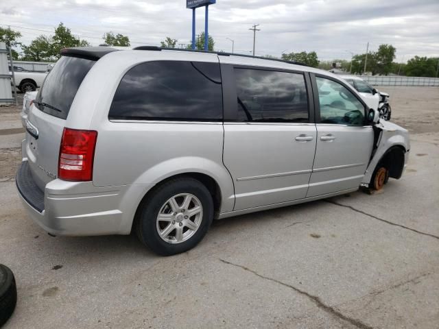 2010 Chrysler Town & Country Touring