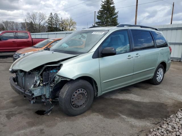 2010 Toyota Sienna CE