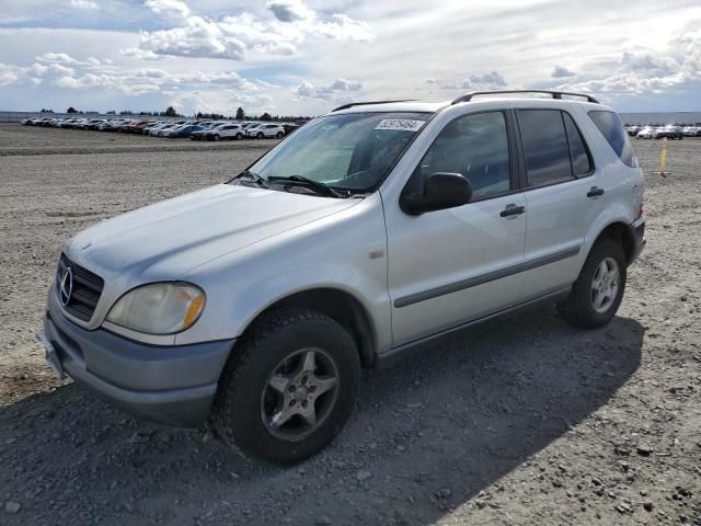 1999 Mercedes-Benz ML 320