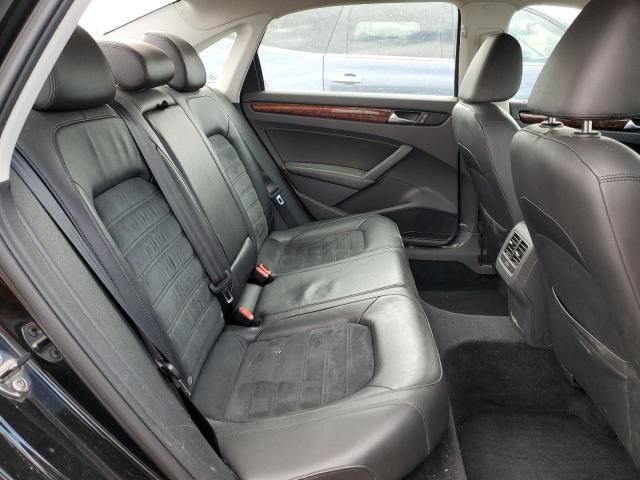 2013 Volkswagen Passat SEL