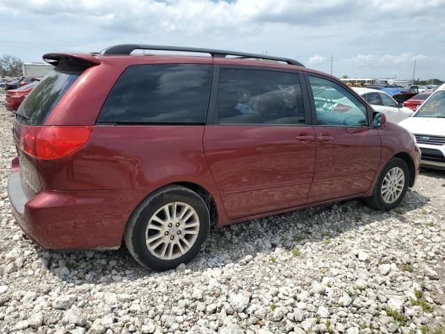 2007 Toyota Sienna XLE