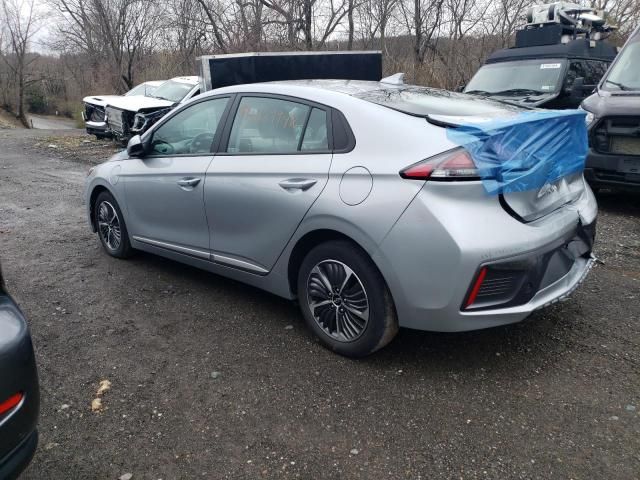 2022 Hyundai Ioniq SE