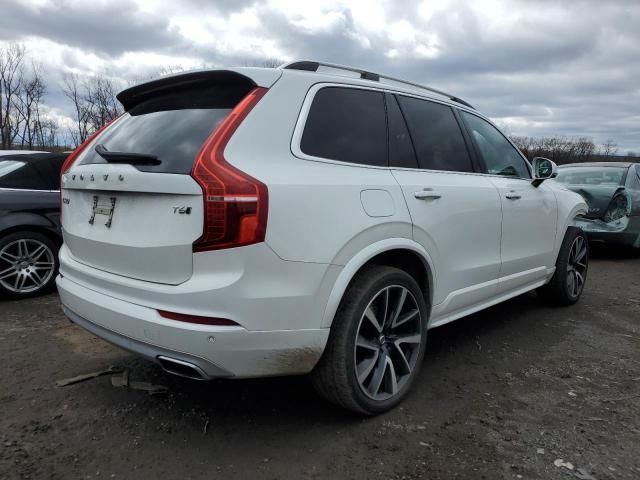 2019 Volvo XC90 T6 Momentum