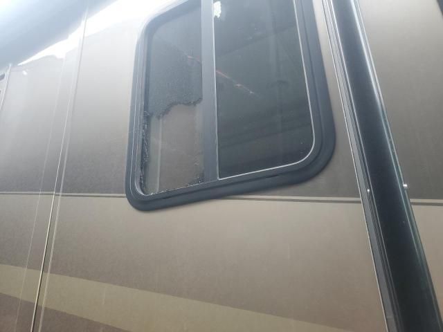 2005 Spartan Motors Motorhome 4VZ