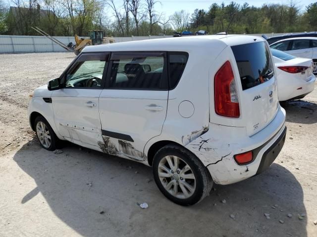 2013 KIA Soul +