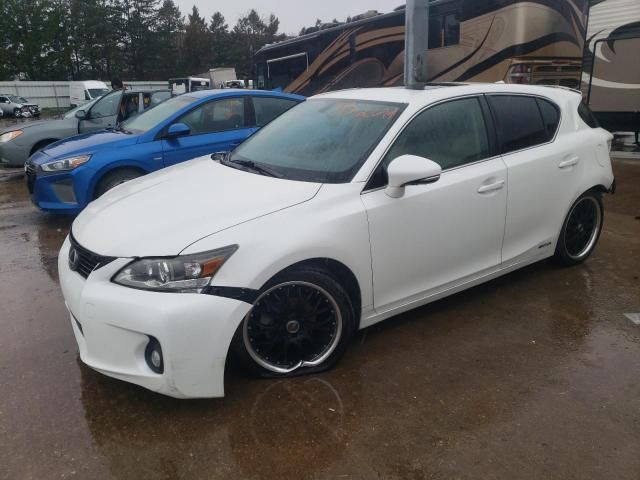 2013 Lexus CT 200