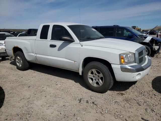 2006 Dodge Dakota SLT