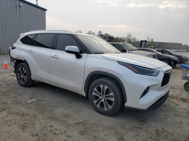 2021 Toyota Highlander XLE