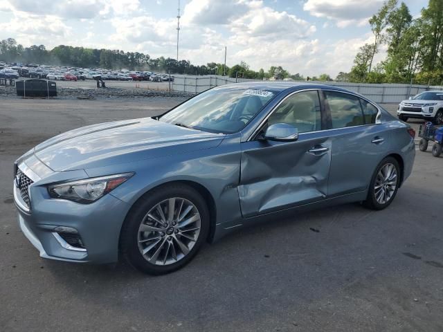 2018 Infiniti Q50 Luxe