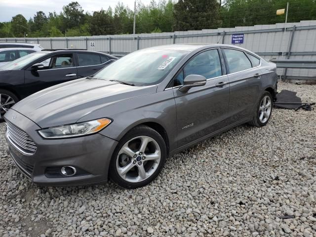 2013 Ford Fusion SE Hybrid