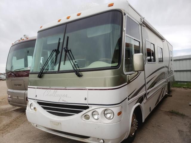 2001 Damon 2001 Workhorse Custom Chassis Motorhome Chassis P3