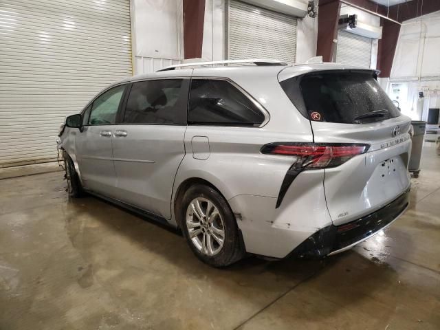 2021 Toyota Sienna Limited