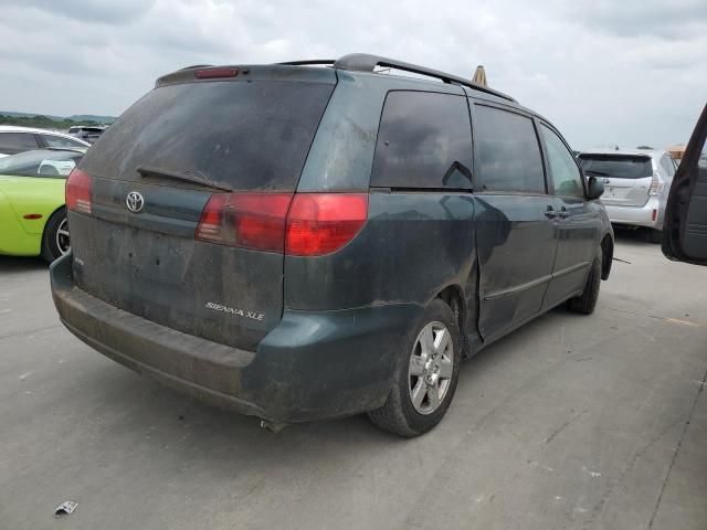 2004 Toyota Sienna XLE