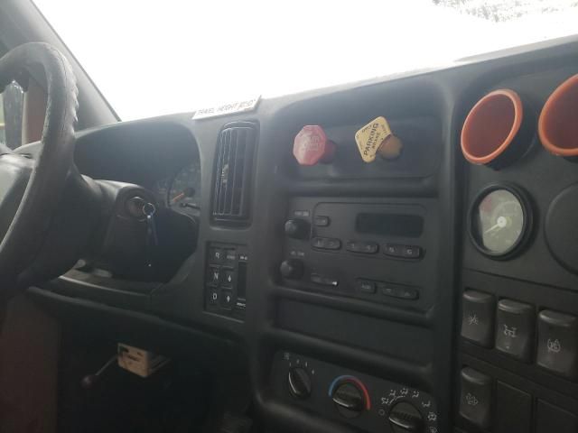 2007 Chevrolet C7500 C7C042
