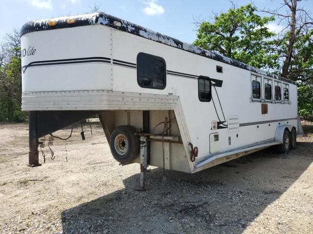 1992 Pro-Line Travel Trailer