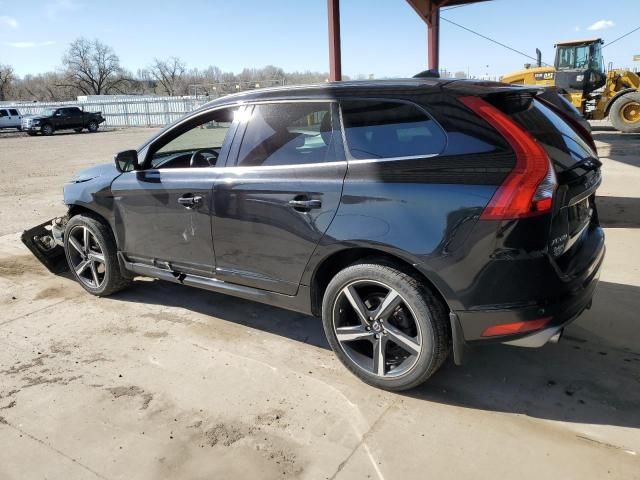 2015 Volvo XC60 T6 R-DESIGN Platinum