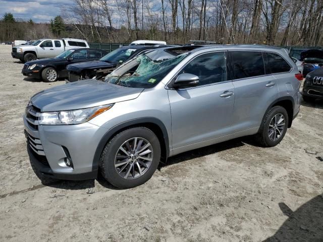 2018 Toyota Highlander SE