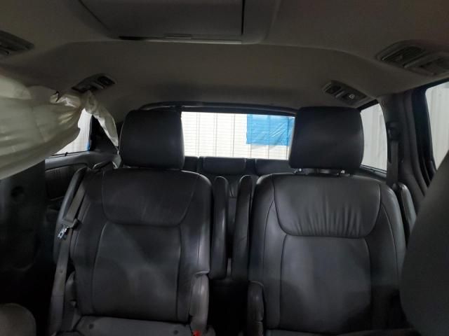 2009 Toyota Sienna XLE